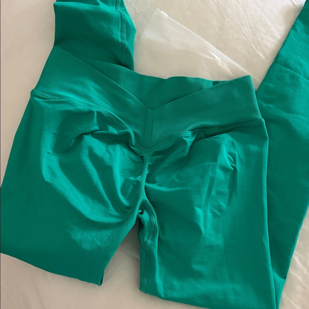 Ryderwear Teal High-Waist V-Waist Leggings